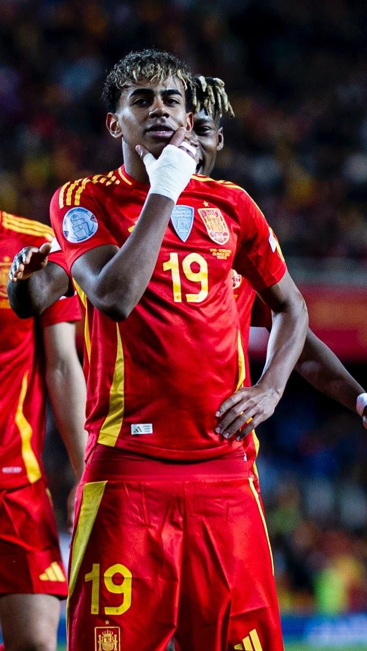 魏祥鑫明夏将加盟的欧塞尔为中资控股，目前暂列法甲末位