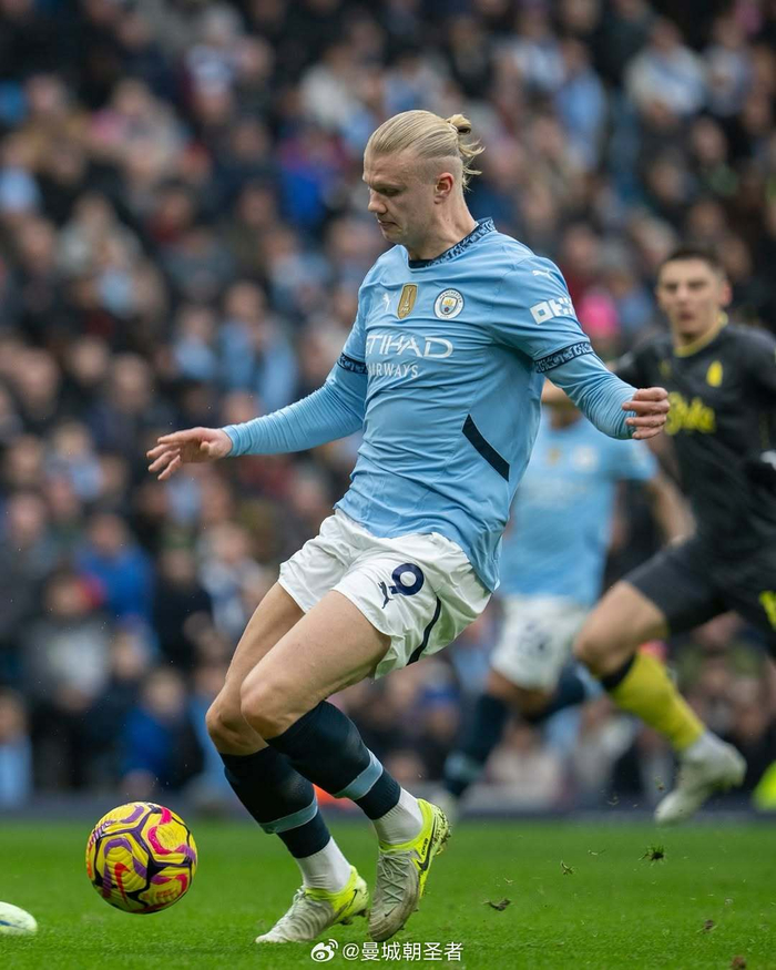 足球文化与城市精神