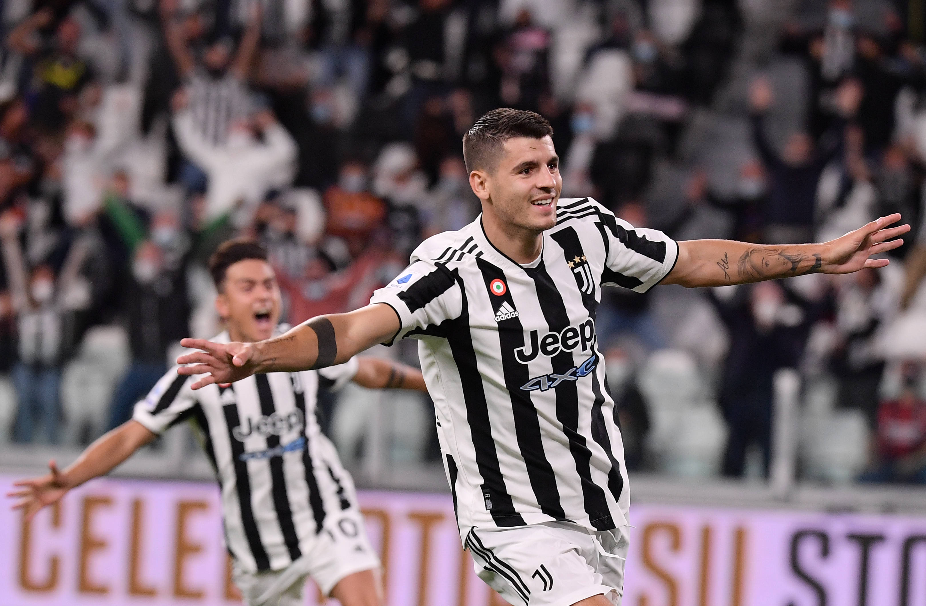 记者：兰克尔-泽经常在赛前要钱，首发迟迟不定也有他的原因