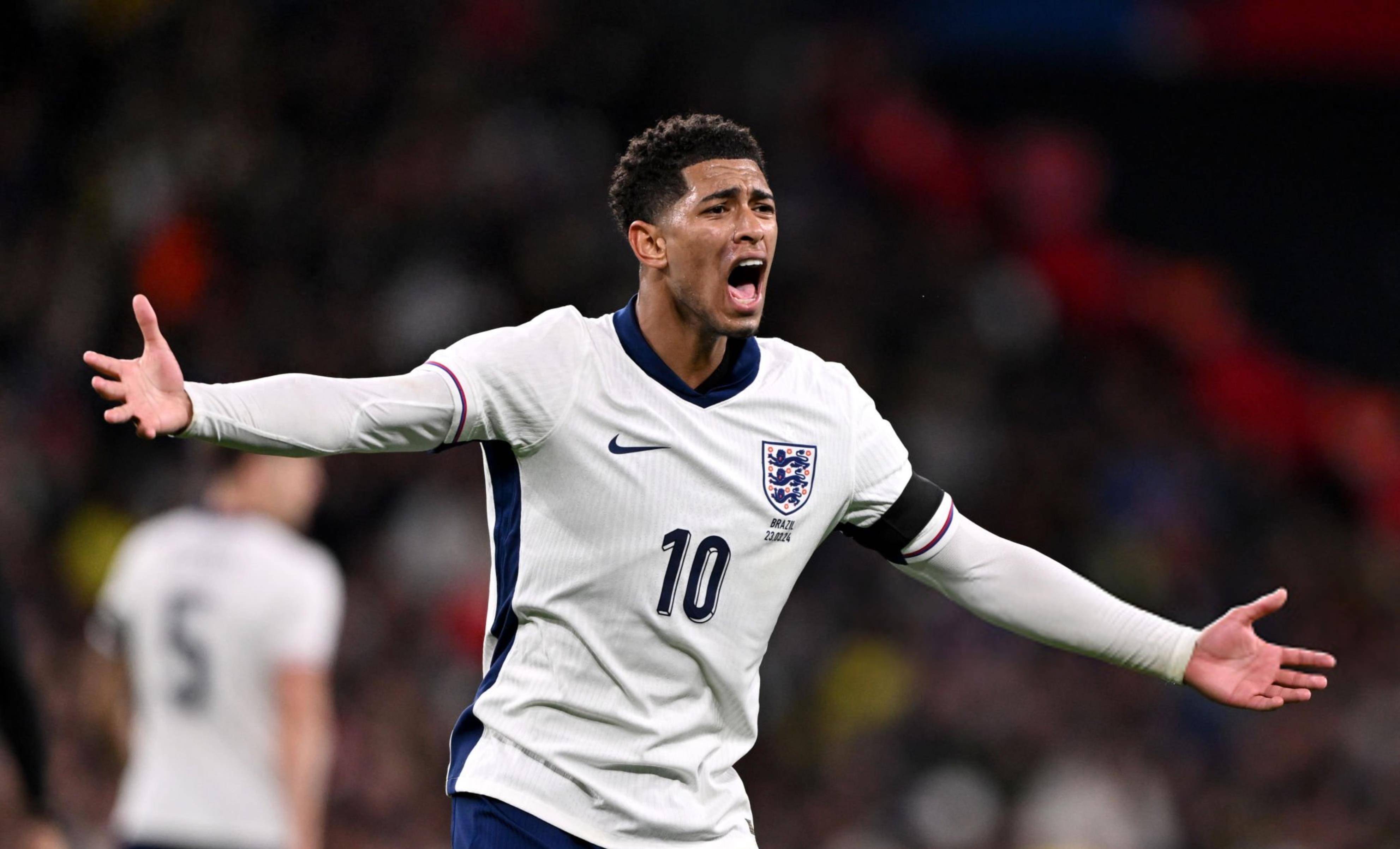 足球球员伤病更新，影响赛季表现