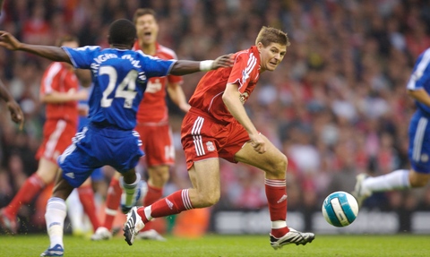 意甲半场：伊尔迪兹双响，埃斯波西托破门，尤文2-1卡利亚里